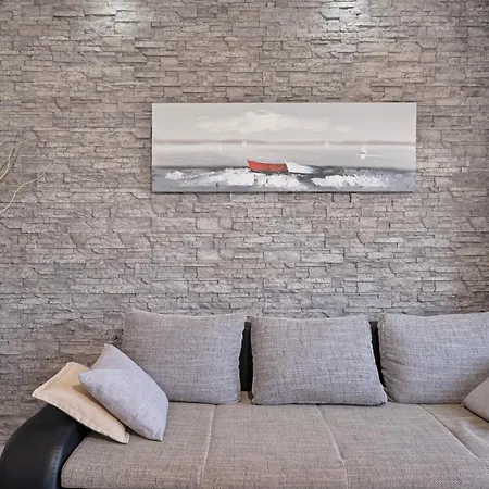 Apartamento Aquarius - Beachside With Heated Pool