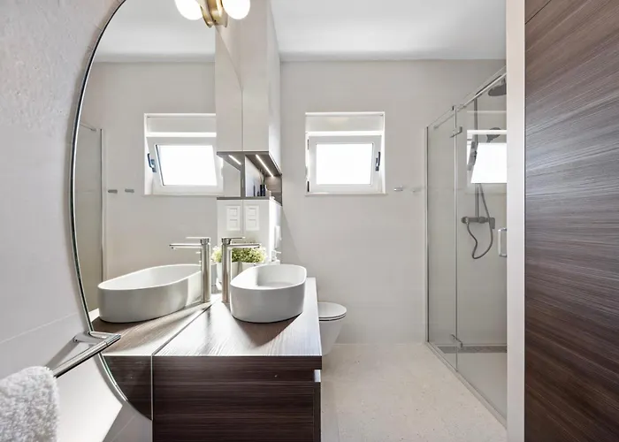 Aquarius - Beachside With Heated Pool Διαμέρισμα Βόντιτσε