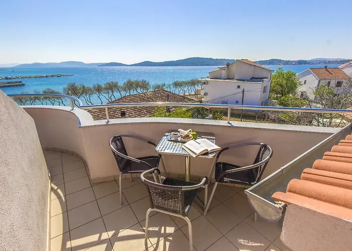 Διαμέρισμα Aquarius - Beachside With Heated Pool